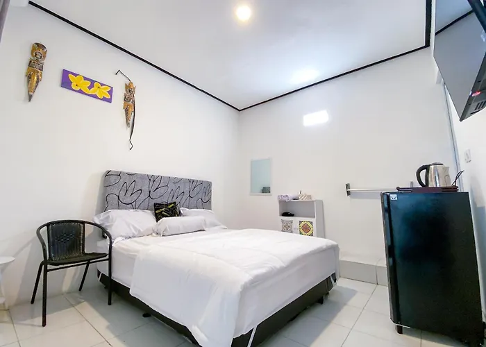Kana Mitra Reddoorz Hotel